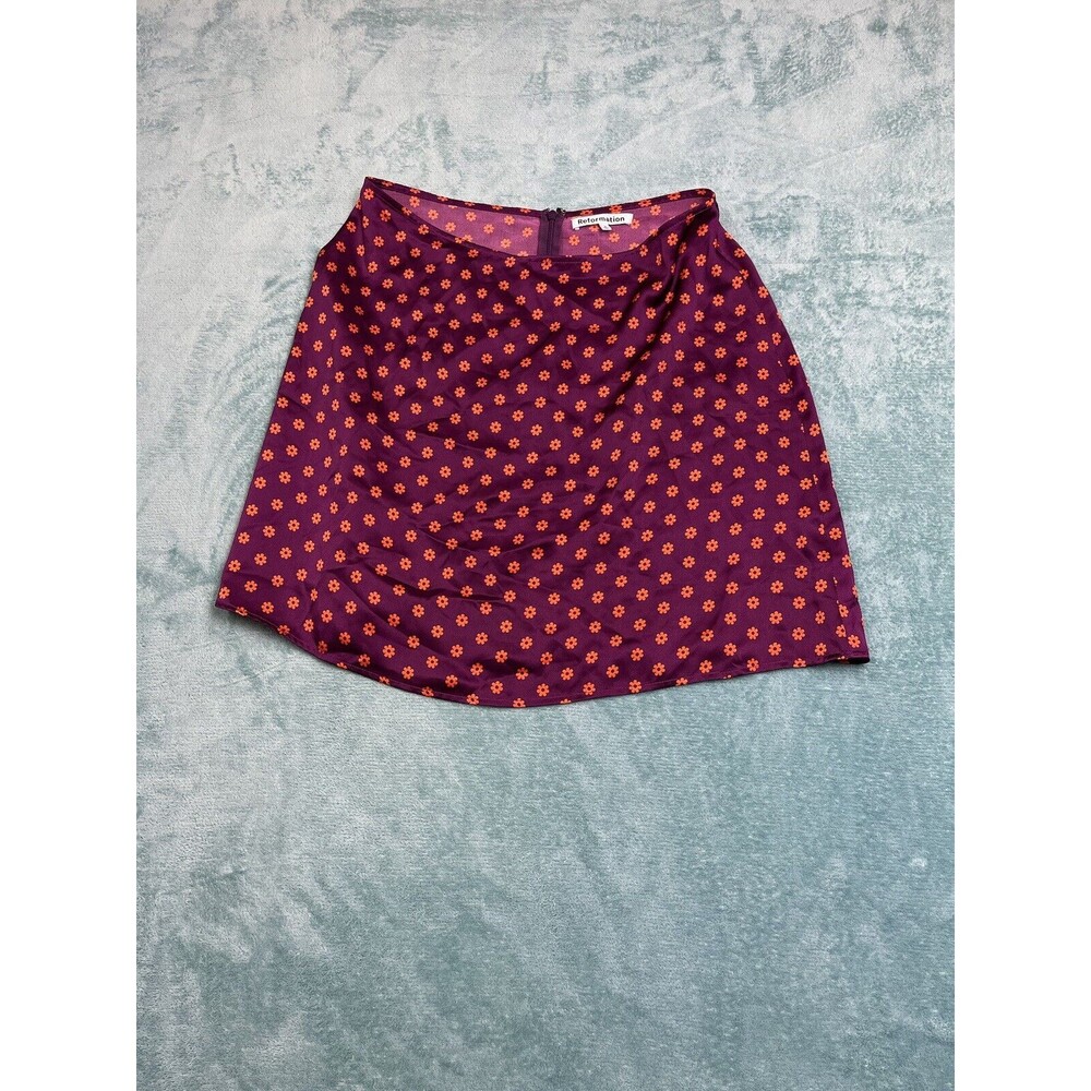 Reformation 100% silk mini skirt Size 8